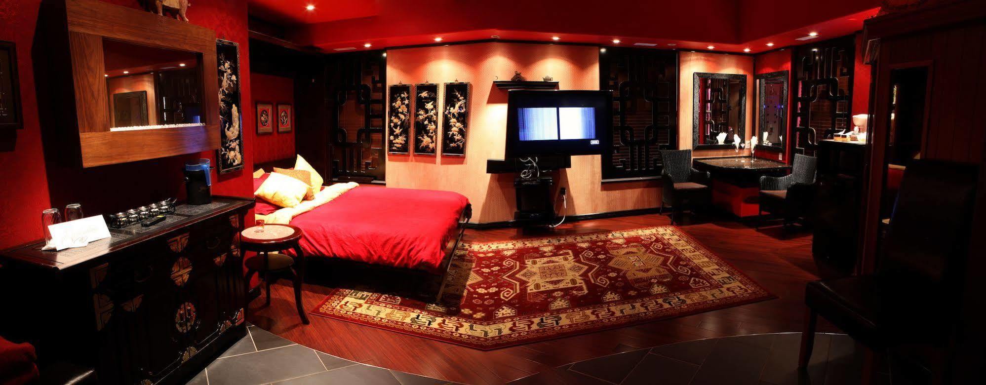 Mariaggi'S Theme Suite Hotel & Spa Γουίνιπεγκ Εξωτερικό φωτογραφία
