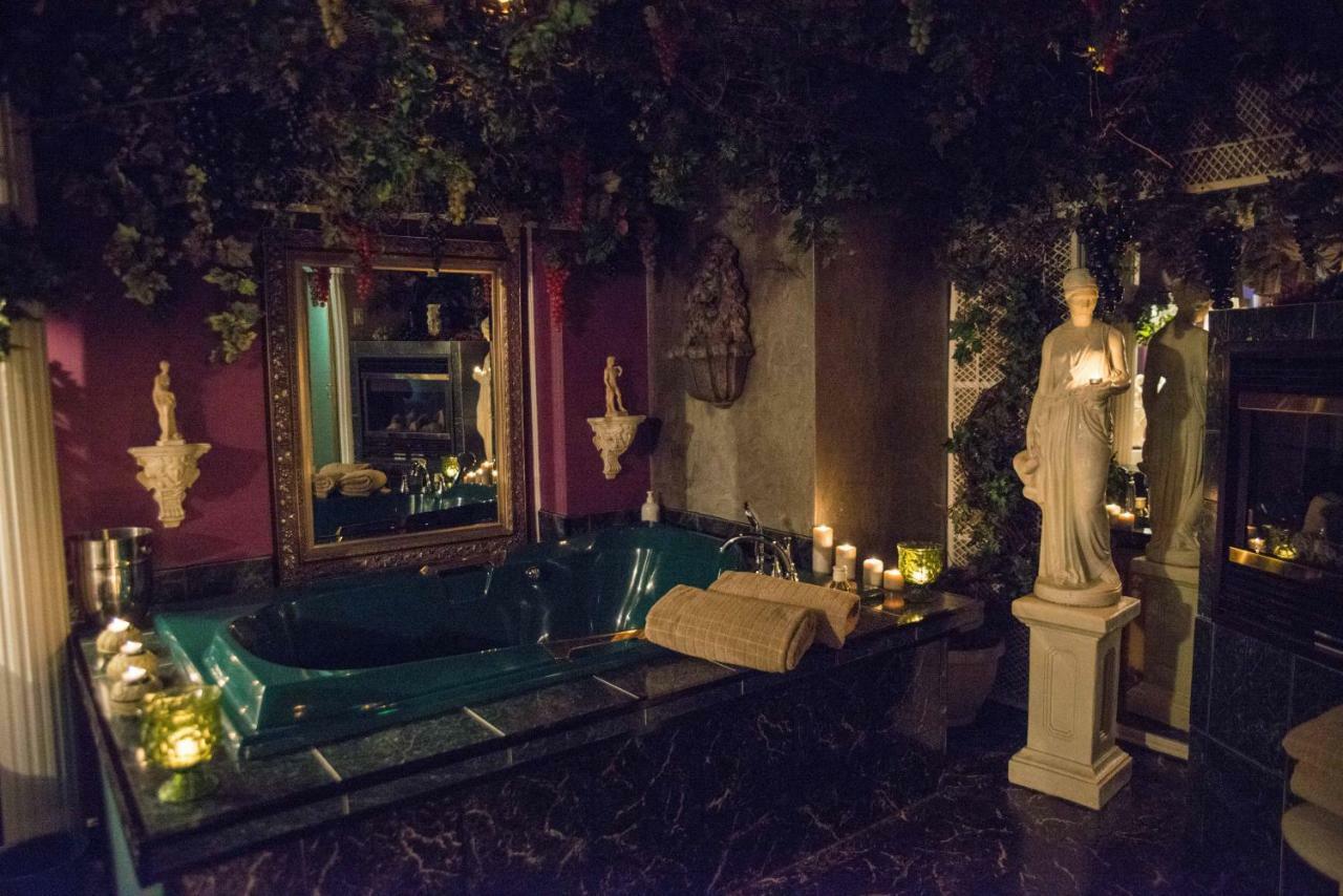 Mariaggi'S Theme Suite Hotel & Spa Γουίνιπεγκ Εξωτερικό φωτογραφία